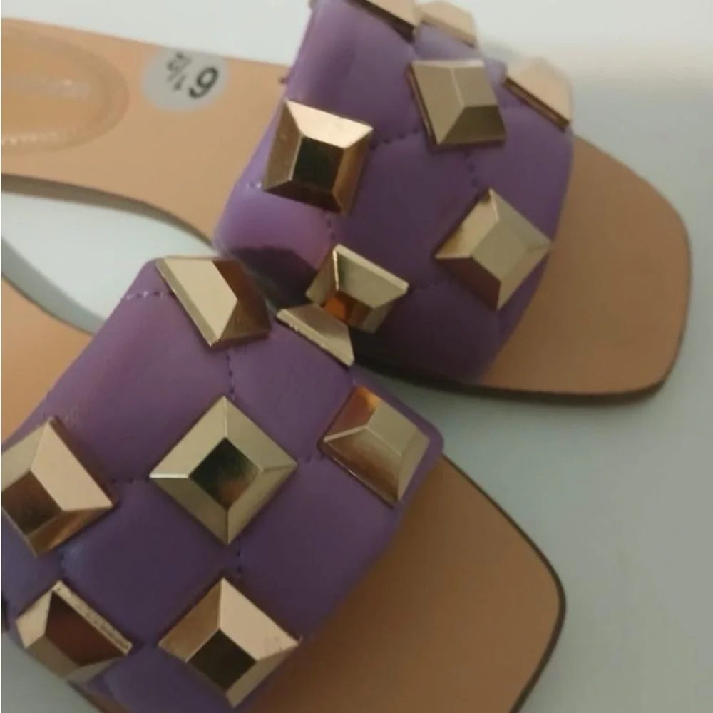 Sandals - Picture 3 of 4